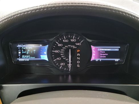 Used 2013 Lincoln MKX AWD image 11