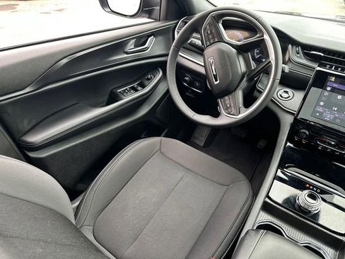 Used 2025 Jeep Grand Cherokee Laredo X w/ Trailer Tow Package image 23