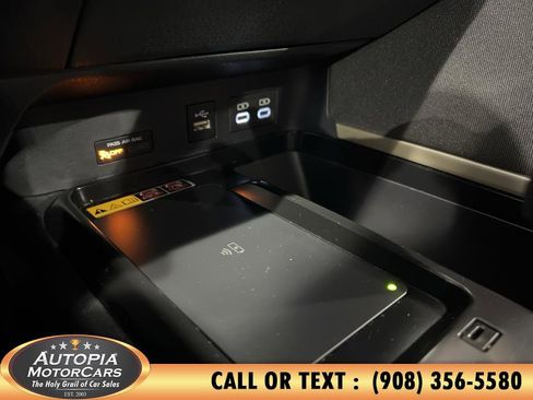 Used 2025 Toyota Camry LE image 37