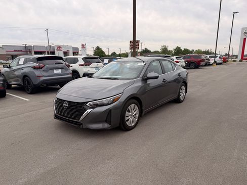 Used 2025 Nissan Sentra S FWD image 1
