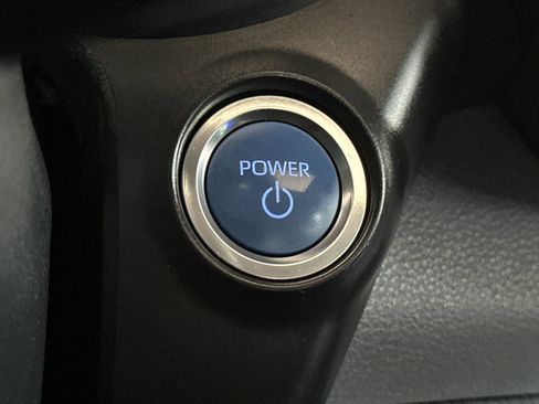 Used 2024 Toyota Sienna XLE Woodland Edition AWD/4WD image 31
