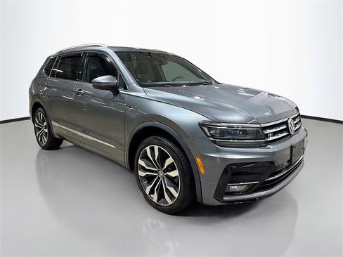 Used 2021 Volkswagen Tiguan SEL Premium R-Line image 5