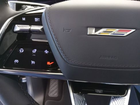 New 2026 Cadillac Escalade V w/ LPO, Onyx Lite Package image 20