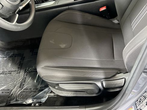 Used 2023 Hyundai Elantra SEL FWD image 18