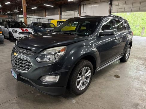 Used 2017 Chevrolet Equinox LT w/ Convenience Package FWD image 1