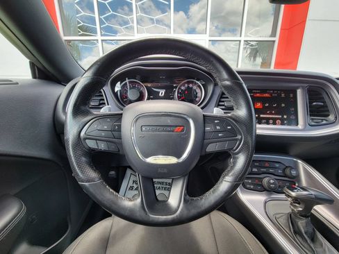Used 2019 Dodge Challenger R/T Scat Pack RWD image 11