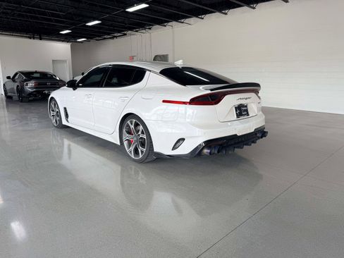 Used 2020 Kia Stinger GT image 4