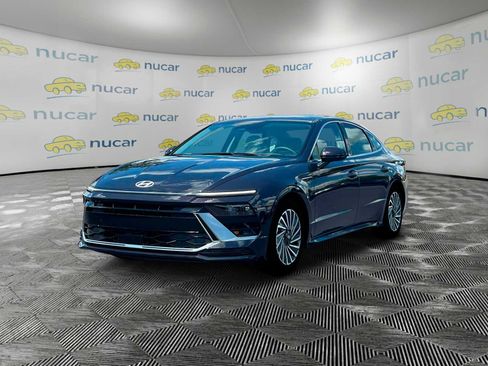 New 2025 Hyundai Sonata SEL image 2