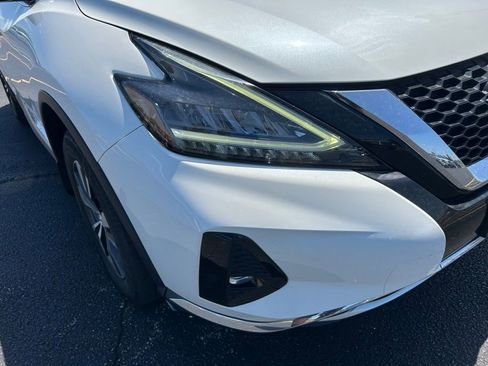 Used 2022 Nissan Murano SV FWD image 3