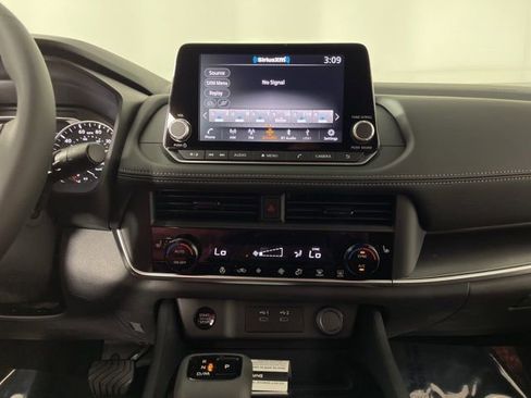 New 2026 Nissan Rogue SV w/ Cold Weather Package image 25