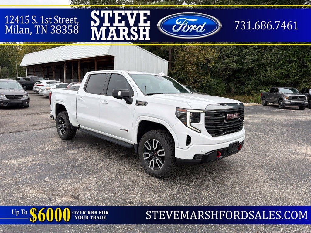 Used 2022 GMC Sierra 1500 AT4 w/ AT4 Premium Package AWD/4WD image 1