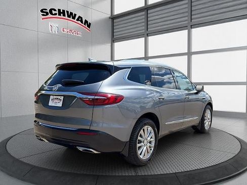 Used 2020 Buick Enclave Premium w/ Sun and Sites Package AWD/4WD image 4