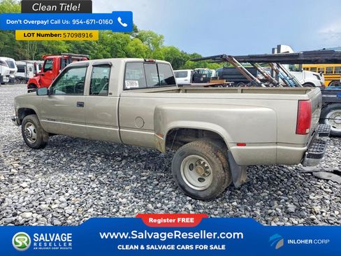 Used 2000 Chevrolet Silverado 3500 2WD Extended Cab image 3