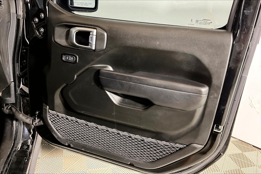 Used 2024 Jeep Gladiator Sport AWD/4WD image 19