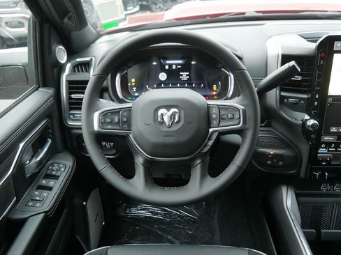 New 2026 RAM 2500 Laramie AWD/4WD image 12