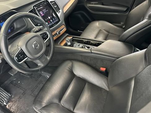 Used 2023 Volvo XC90 B5 Plus AWD/4WD image 12