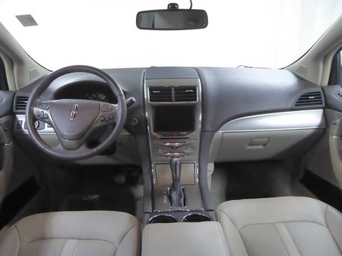 Used 2014 Lincoln MKX AWD image 6