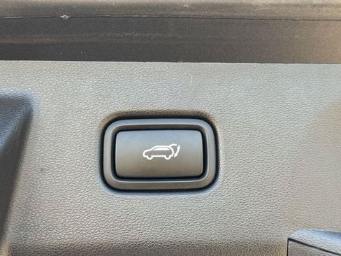 Used 2022 Hyundai Tucson Limited AWD/4WD image 34