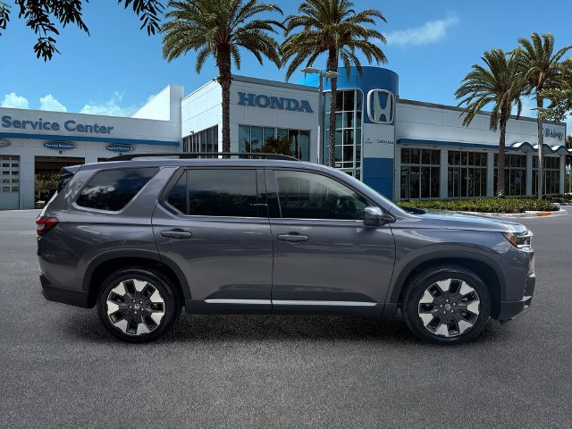 Used 2026 Honda Pilot Elite image 9