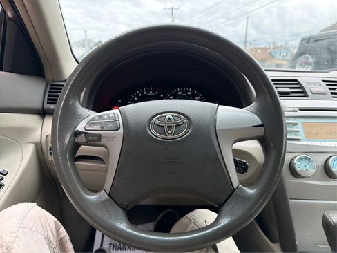 Used 2009 Toyota Camry LE image 15