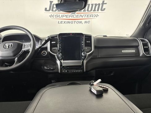 Used 2025 RAM 2500 Big Horn AWD/4WD image 25