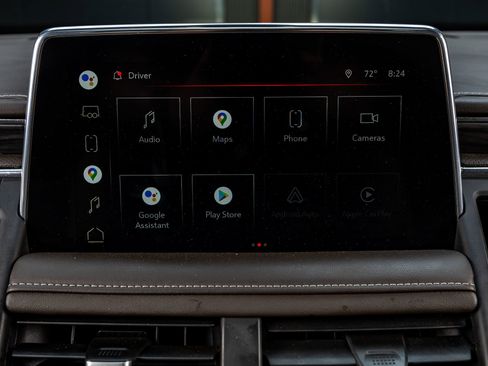 Used 2022 GMC Yukon SLT w/ SLT Premium Package image 24