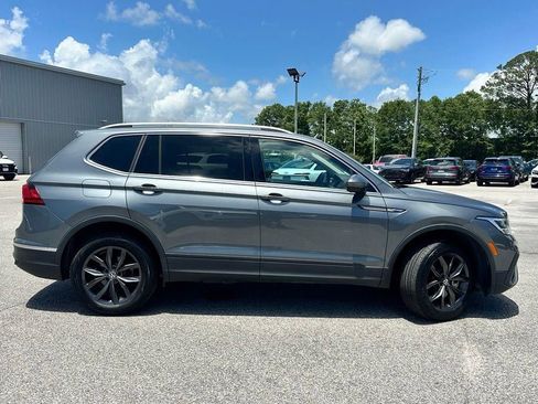 Used 2023 Volkswagen Tiguan SE FWD image 5