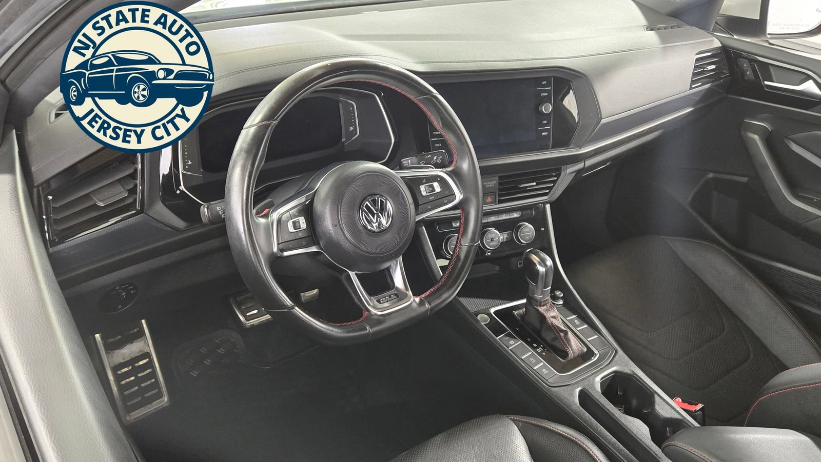 Used 2019 Volkswagen Jetta GLI Autobahn FWD image 11