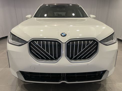New 2026 BMW X3 xDrive30 w/ Premium Package image 2