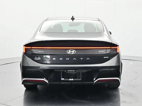Used 2025 Hyundai Sonata SEL AWD/4WD image 6