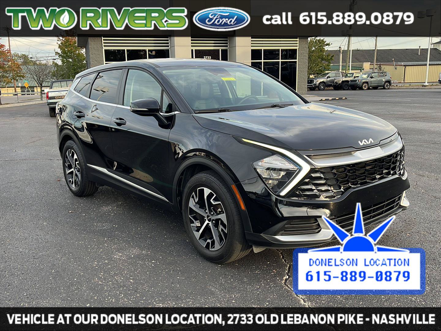 Used 2023 Kia Sportage EX FWD image 2