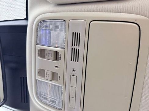 Used 2017 Honda CR-V EX-L image 11