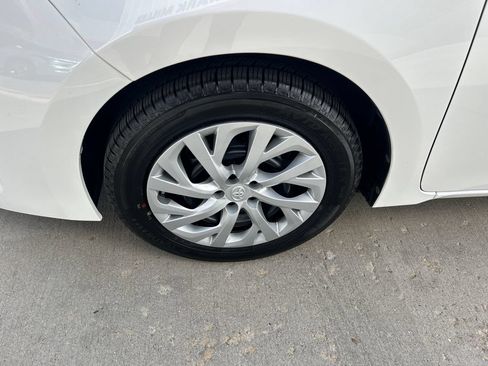 Certified 2017 Toyota Corolla LE w/ Carpet Mat Package (TMS) FWD image 14