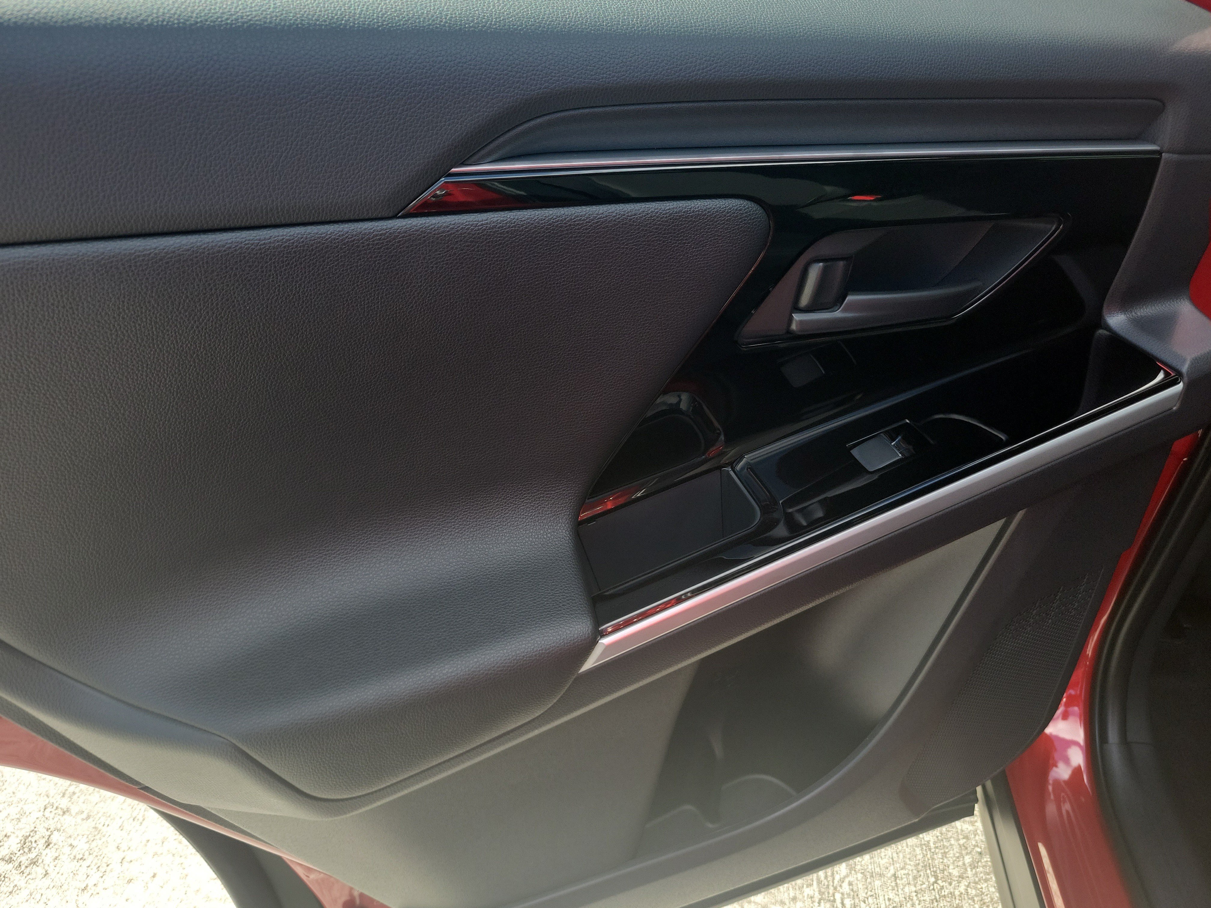 Used 2024 Toyota bZ4X FWD image 15