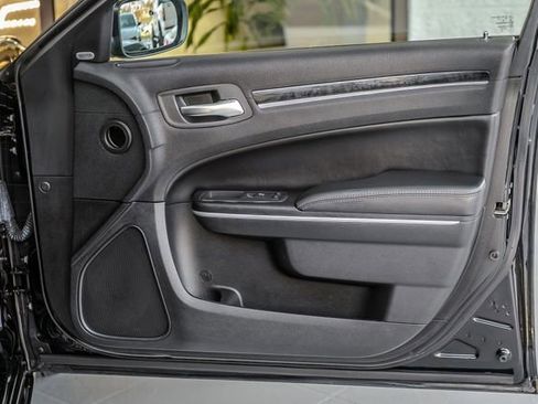 Used 2020 Chrysler 300 Limited image 56