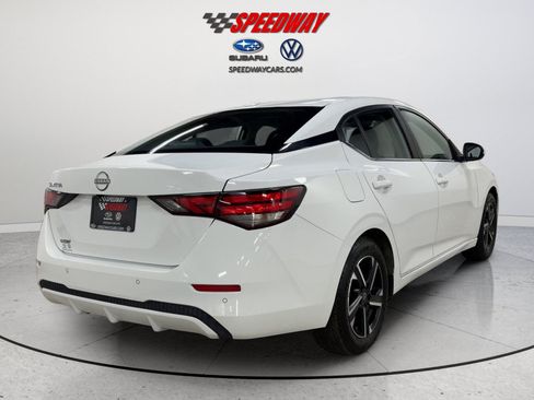 Used 2025 Nissan Sentra SV FWD image 6