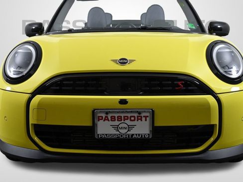 New 2025 MINI Cooper S image 2