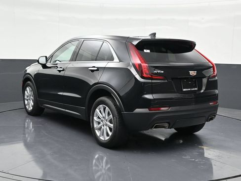 Used 2022 Cadillac XT4 Luxury w/ Driver Awareness Package FWD image 3