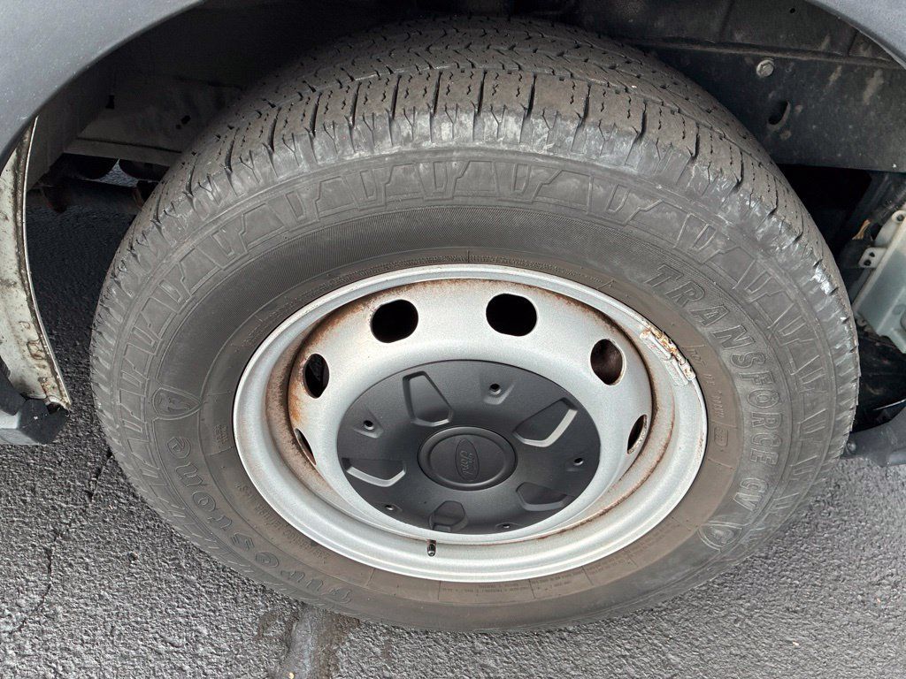 Used 2020 Ford Transit 150 Low Roof RWD image 9
