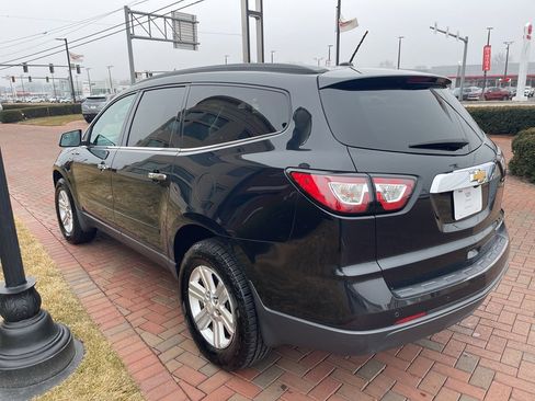 Used 2014 Chevrolet Traverse LT image 7