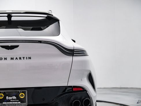 Used 2023 Aston Martin DBX 707 image 10