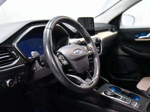 Used 2021 Ford Escape Titanium w/ Titanium Elite Package image 11