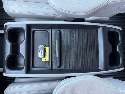 Used 2018 Honda Odyssey EX-L image 38