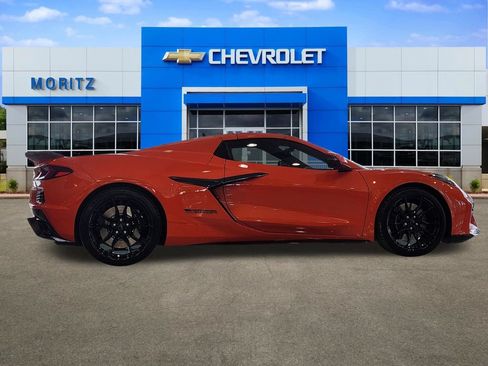 New 2027 Chevrolet Corvette Grand Sport w/ Z52 Sport Performance Package RWD image 4