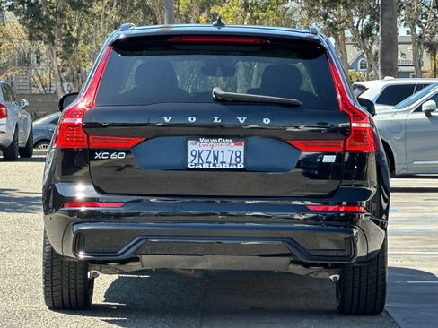 Certified 2024 Volvo XC60 T8 Plus image 5