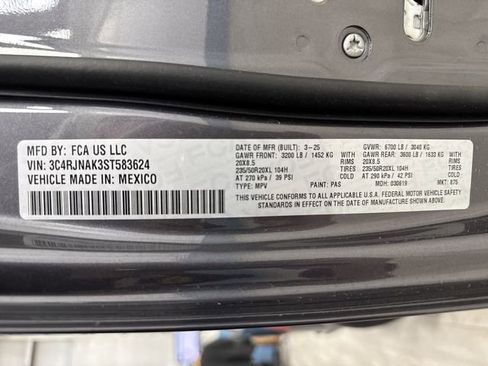 Used 2025 Jeep Wagoneer S Launch Edition image 42