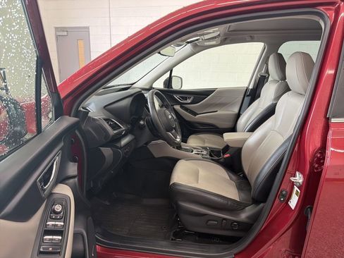 Used 2021 Subaru Forester Limited w/ Popular Package #3 AWD/4WD image 16