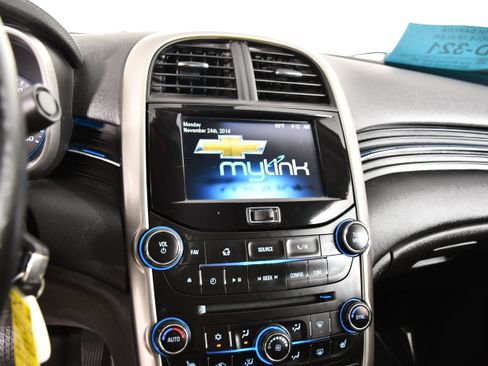Used 2016 Chevrolet Malibu LTZ FWD image 24