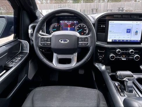 Used 2022 Ford F150 XLT w/ Equipment Group 302A High image 5