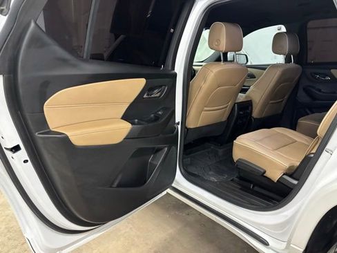 Used 2023 Chevrolet Traverse Premier w/ LPO, Floor Liner Package FWD image 19
